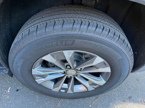 Used 2025 Chevrolet Equinox LT image 29