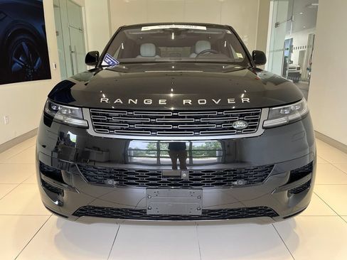 Used 2023 Land Rover Range Rover Sport SE AWD/4WD image 12