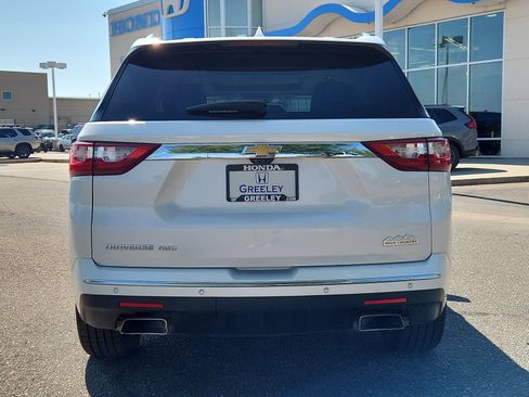 Used 2021 Chevrolet Traverse High Country AWD/4WD image 4