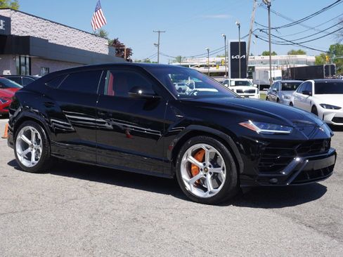 Used 2022 Lamborghini Urus AWD/4WD image 65