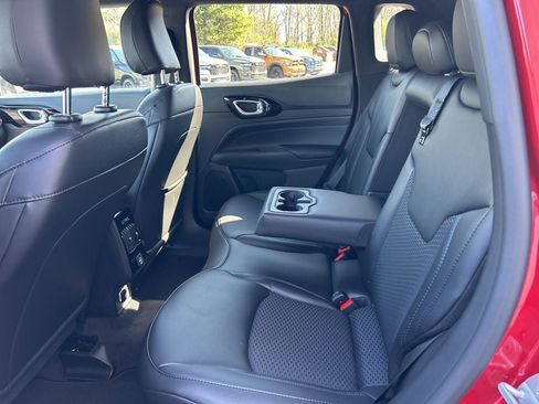 New 2026 Jeep Compass Latitude AWD/4WD image 21