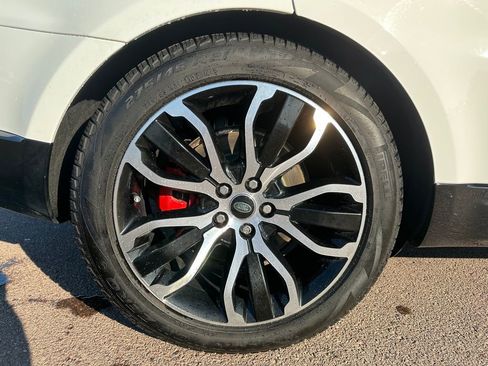 Used 2021 Land Rover Range Rover Sport HSE Silver Edition image 39