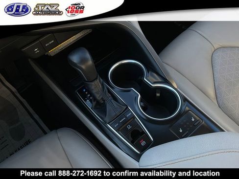 Used 2019 Toyota Camry XSE FWD image 18