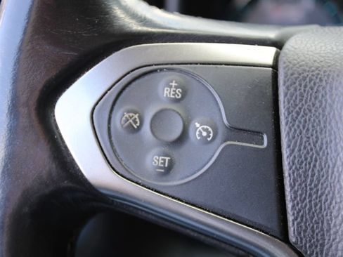 Used 2019 Chevrolet Silverado 2500 LT AWD/4WD image 14