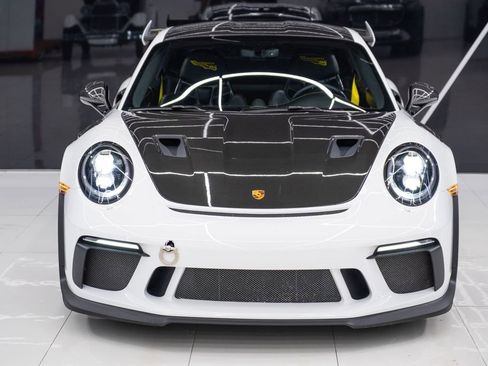 Used 2019 Porsche 911 GT3 RS RWD image 2