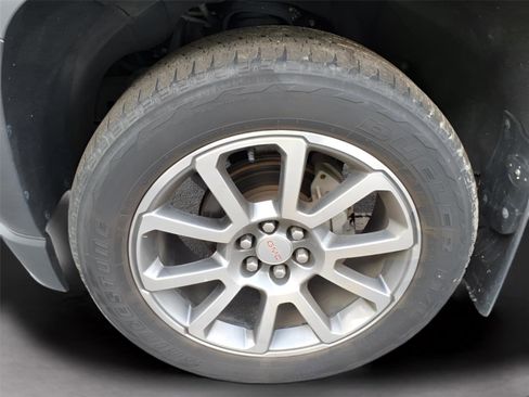 Used 2020 GMC Canyon Denali image 9