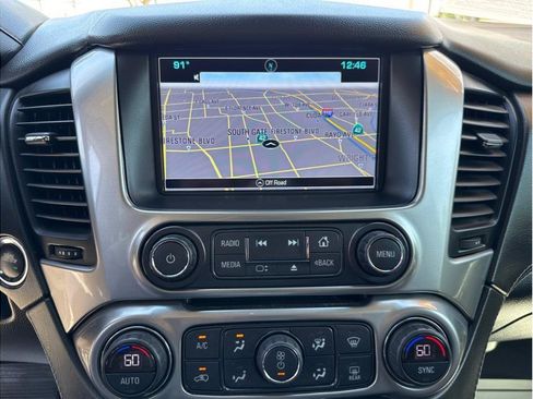 Used 2019 Chevrolet Suburban Premier w/ Premier Plus Edition AWD/4WD image 41