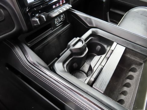 Used 2022 RAM 2500 Limited image 29