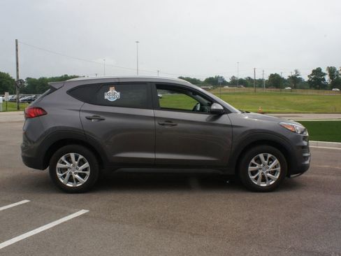 Used 2021 Hyundai Tucson Value FWD image 14