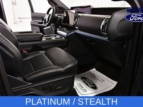 Used 2025 Ford Expedition Platinum w/ Stealth Appearance Package AWD/4WD image 30