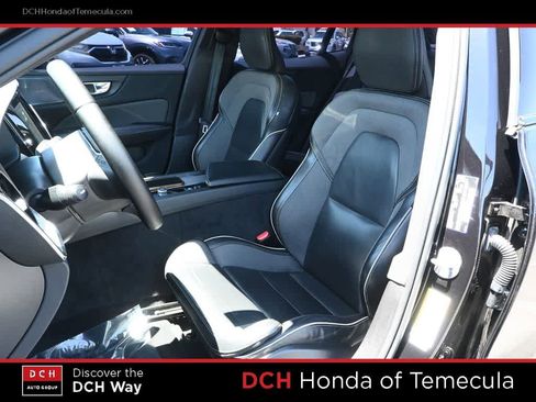 Used 2024 Volvo S60 B5 Plus w/ Climate Package AWD/4WD image 17