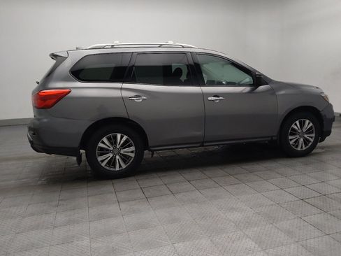 Used 2019 Nissan Pathfinder S AWD/4WD image 10