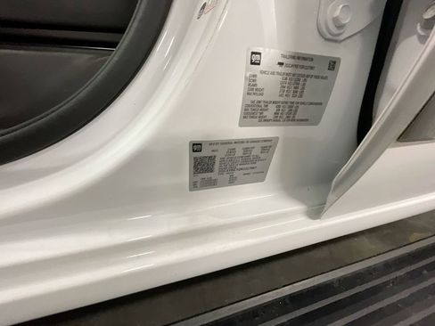 Used 2024 Chevrolet Silverado 2500 High Country w/ Technology Package image 35