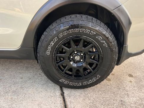 Used 2017 Subaru Crosstrek 2.0i Premium w/ Popular Package #2 image 33