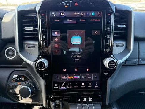 New 2026 RAM 1500 4x4 Crew Cab image 23