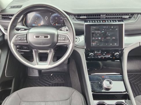 Used 2021 Jeep Grand Cherokee L Laredo w/ Luxury Tech Group I RWD image 25