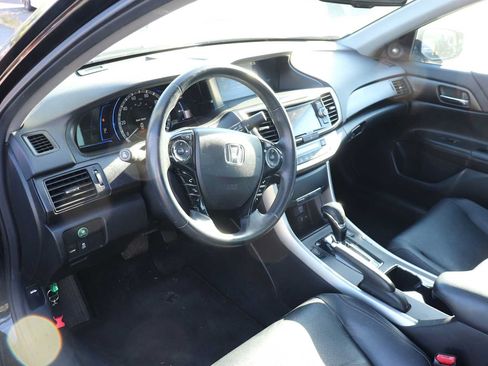 Used 2015 Honda Accord EX-L image 10
