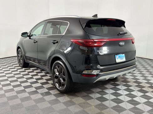 Used 2020 Kia Sportage S image 3