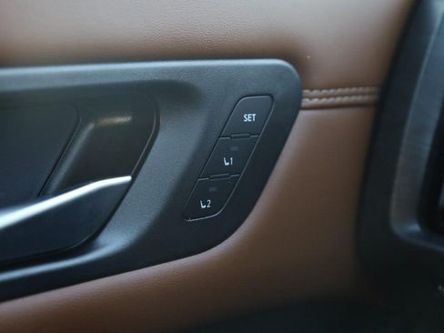 New 2026 Nissan Pathfinder Platinum AWD/4WD image 18