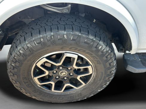 Used 2022 Ford Bronco Outer Banks AWD/4WD image 28