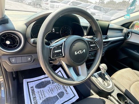 Used 2024 Kia Forte LX image 12