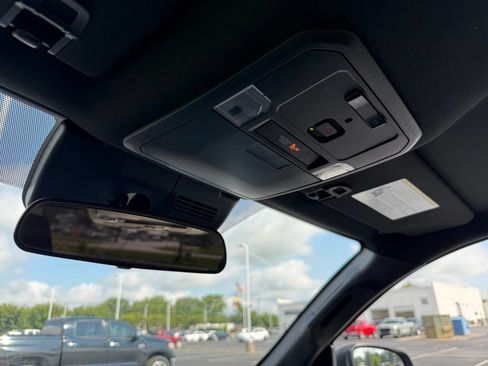 Certified 2025 Toyota Tacoma SR AWD/4WD image 28