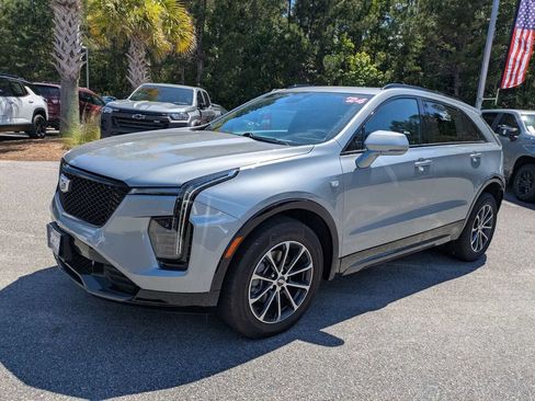 Used 2024 Cadillac XT4 Sport AWD/4WD image 8