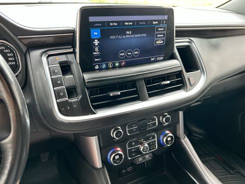Used 2021 GMC Yukon SLE AWD/4WD image 16