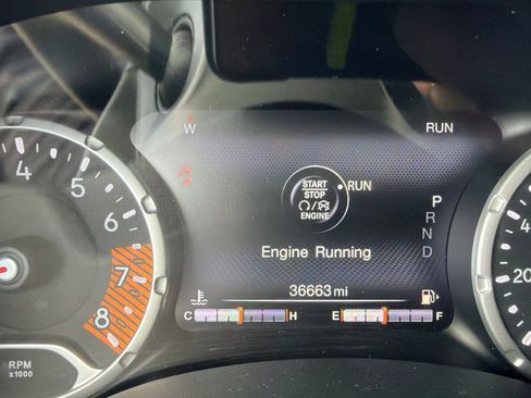 Used 2022 Jeep Renegade Trailhawk w/ Sun/Sound Group AWD/4WD image 27