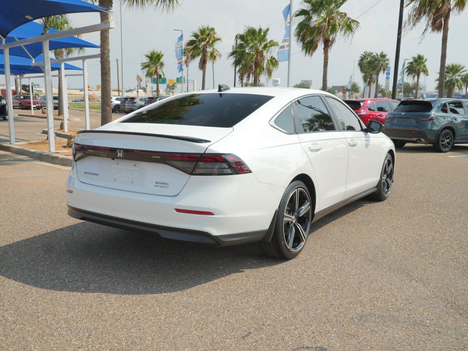 Used 2025 Honda Accord Sport image 10