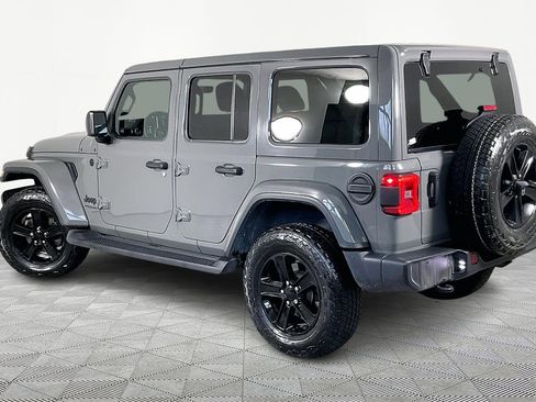 Used 2021 Jeep Wrangler Unlimited Sahara image 4