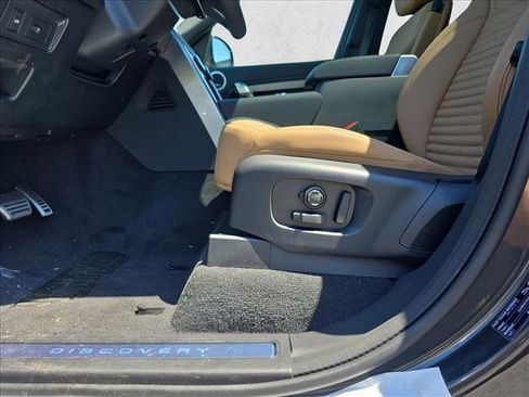 New 2026 Land Rover Discovery Dynamic SE AWD/4WD image 28