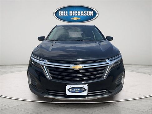 Used 2022 Chevrolet Equinox LT image 2