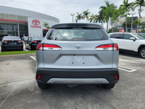 Certified 2025 Toyota Corolla Cross L FWD image 6