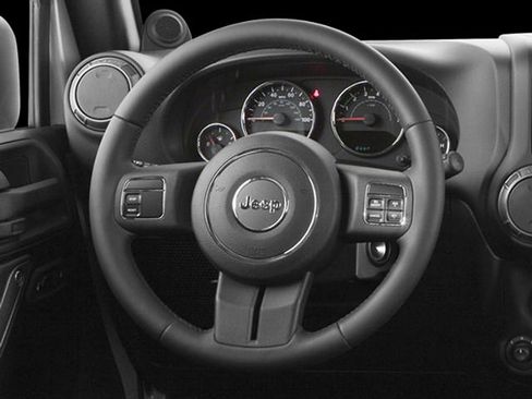 Used 2016 Jeep Wrangler Unlimited Sahara AWD/4WD image 6