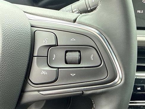 New 2026 Buick Envista Avenir FWD image 25