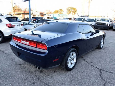 Used 2013 Dodge Challenger SXT w/ Sound Group image 7