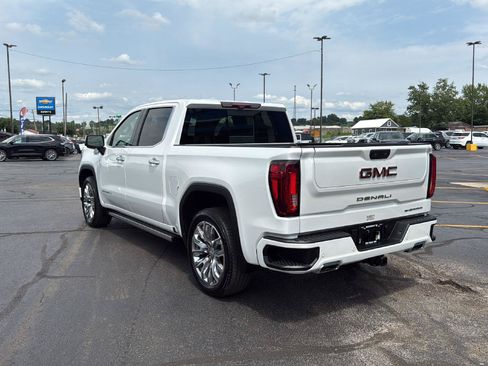 Used 2022 GMC Sierra 1500 Denali w/ Denali Reserve Package AWD/4WD image 3