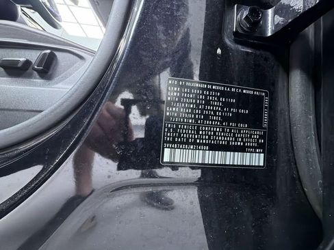 Used 2018 Volkswagen Tiguan SEL Premium AWD/4WD image 26