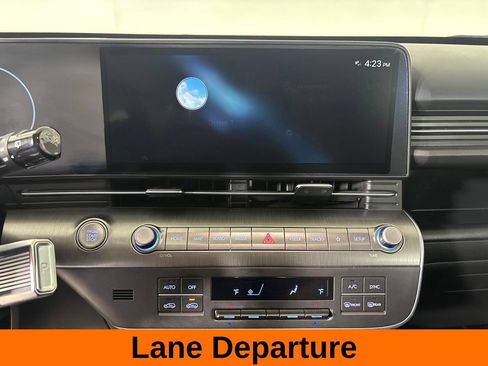 Used 2024 Hyundai Kona SEL w/ Convenience Package FWD image 17