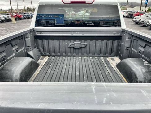 Used 2022 Chevrolet Silverado 1500 Custom AWD/4WD image 23