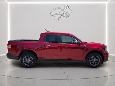 Certified 2025 Ford Maverick XLT w/ XLT Luxury Package AWD/4WD image 4