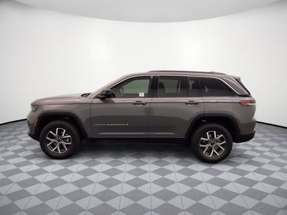 New 2027 Jeep Grand Cherokee Laredo