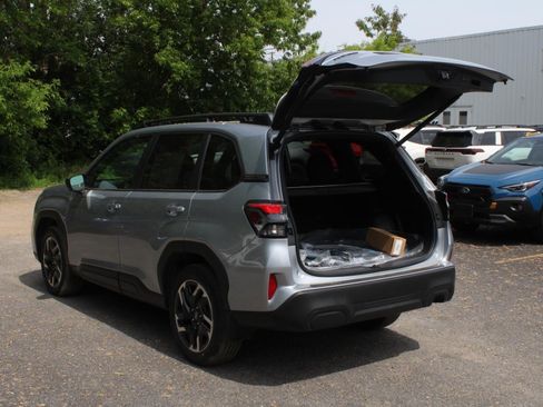 New 2026 Subaru Forester Premium AWD/4WD image 7