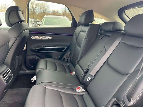 New 2026 Genesis GV70 2.5T image 28