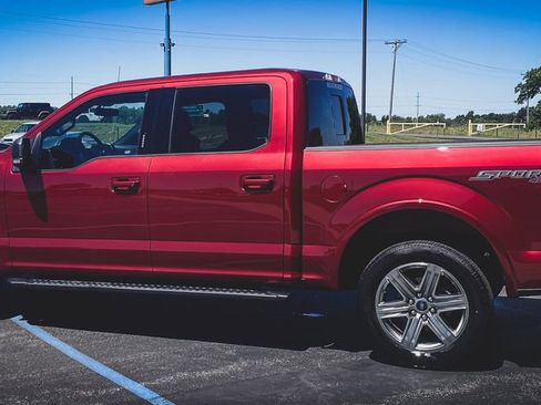 Used 2018 Ford F150 XLT w/ Equipment Group 302A Luxury AWD/4WD image 6