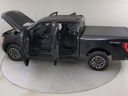 Certified 2022 Ford F150 XLT w/ Equipment Group 302A High image 54