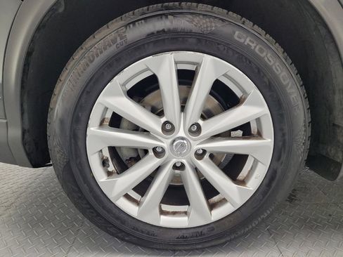 Used 2018 Nissan Rogue Sport S w/ S Appearance Package FWD image 31