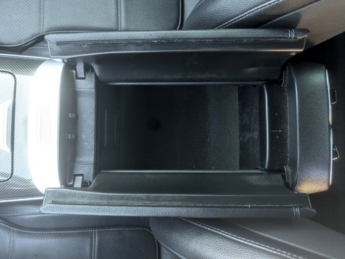 Used 2022 Mercedes-Benz C 300 C 300 Sedan w/ Exclusive Trim Package image 27