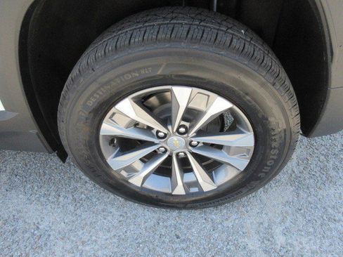 New 2026 Chevrolet Equinox LT FWD image 11